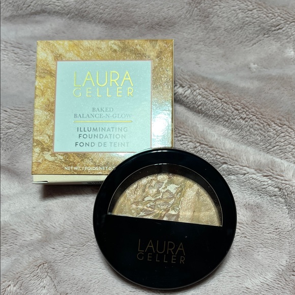 Laura Geller Other - Laura Geller Baked Balance-N-Glow Illuminating Foundation - Light